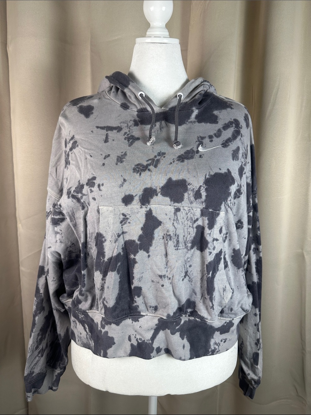 Nike Gray Tie-Dye Pullover Hoodie